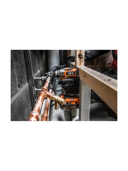 Бесщеточный аккумуляторный импульсный винтоверт BSS18SBL-0 AEG 4935472278