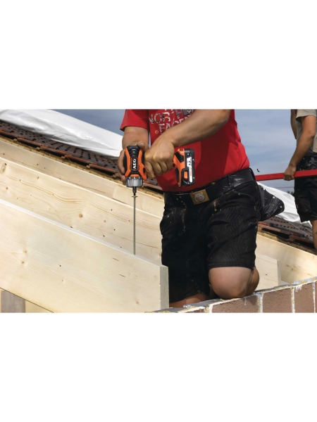 Аккумуляторная дрель-шуруповерт AEG Compact BS18C2X LI-202C 4935459423