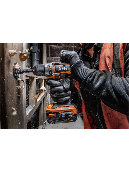 Бесщеточная аккумуляторная дрель-шуруповерт AEG BS18SBL-202C 4935472277