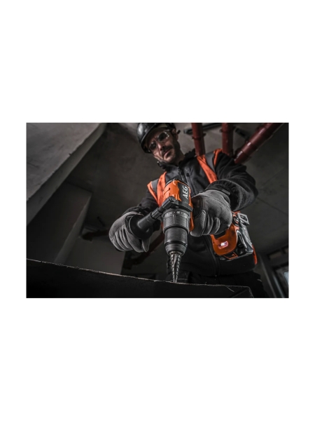 Бесщеточная аккумуляторная дрель-шуруповерт AEG 18В BS18C3BL-402C 4935478936