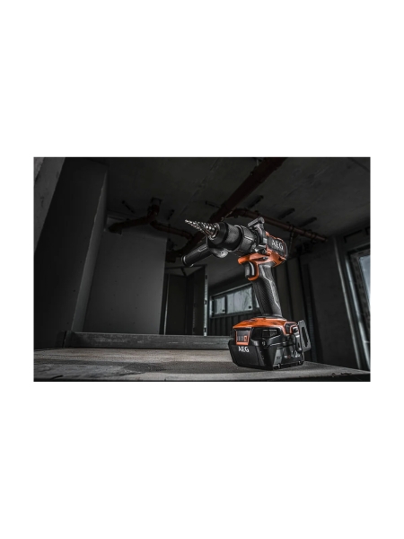 Бесщеточная аккумуляторная дрель-шуруповерт AEG 18В BS18C3BL-402C 4935478936