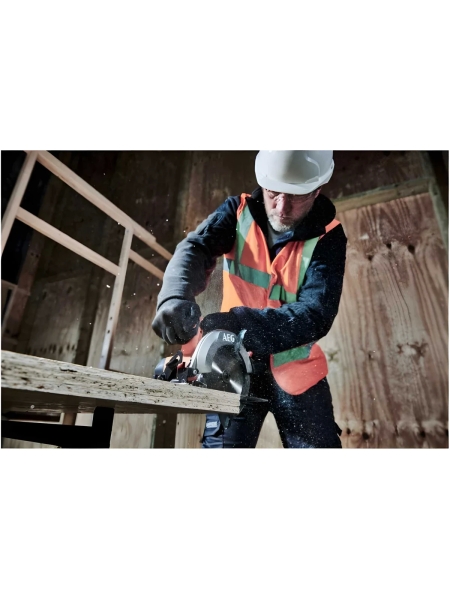 Аккумуляторная циркулярная пила AEG BKS18C2-0 4935478635