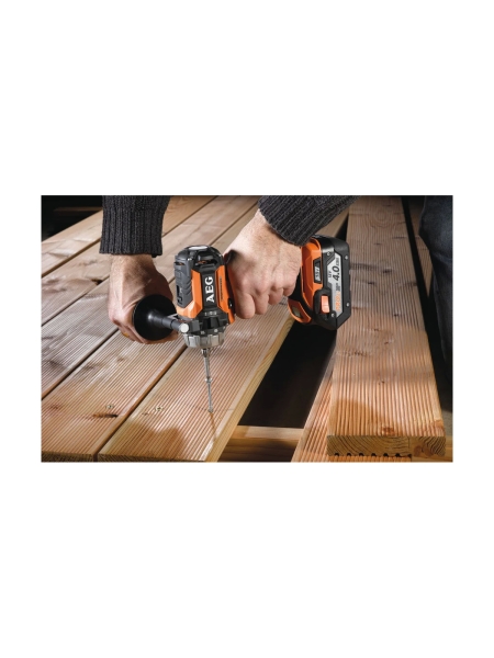 Бесщеточная аккумуляторная дрель-шуруповерт AEG BSB 18CBL LI-402C 4935448463