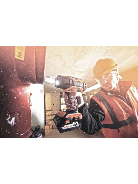 Бесщеточный аккумуляторный импульсный гайковерт AEG BSS18C12ZBL LI-402C 4935459427