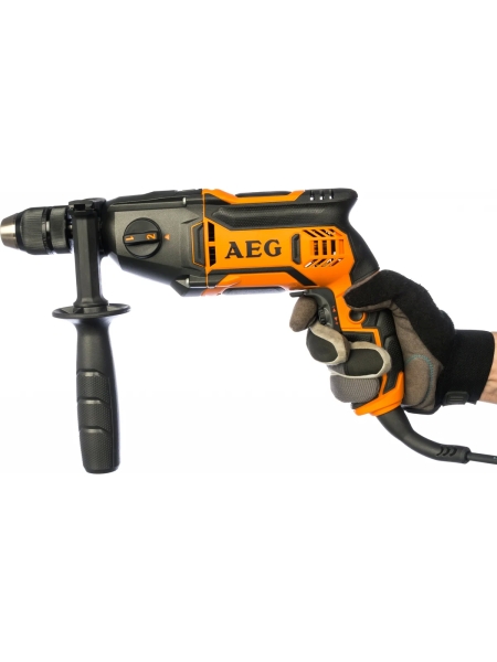 Ударная дрель AEG SB2E850R 4935447360