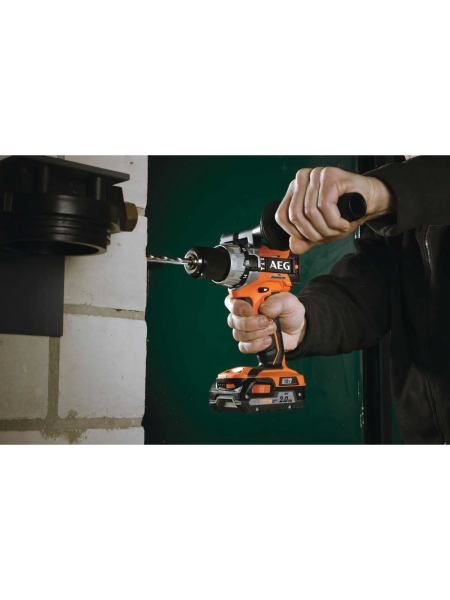 Ударная бесщеточная дрель-шуруповерт AEG BSB18C2BL-0 4935472009