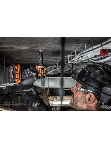 Бесщеточный аккумуляторный ударный гайковерт BSS18S12BL-0 AEG 4935472279