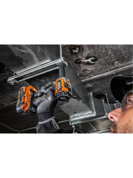 Бесщеточный аккумуляторный ударный гайковерт BSS18S12BL-0 AEG 4935472279