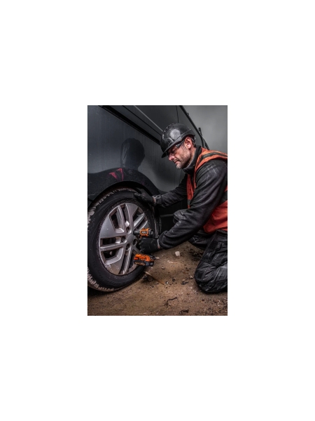 Бесщеточный аккумуляторный ударный гайковерт BSS18S12BL-0 AEG 4935472279