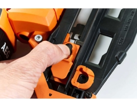 Аккумуляторный степлер AEG B16N18-0 4935451533