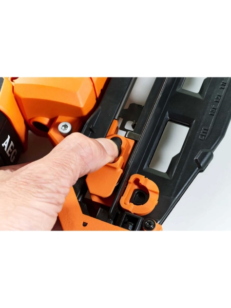 Аккумуляторный степлер AEG B16N18-0 4935451533