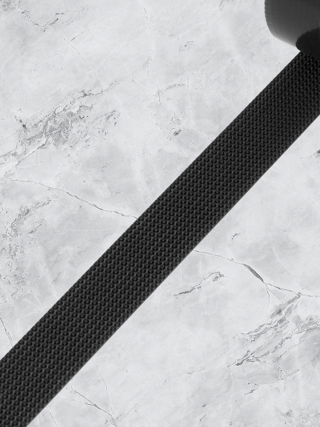 Противоскользящая лента VINTANET черная Extra, 20 мм х 3 м 665LB-3