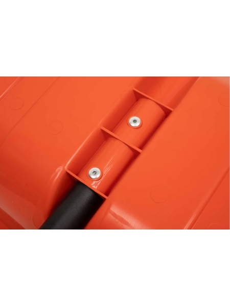 Проклепанная лопата Gigant из морозостойкого пластика,с мет. черенком и усиленной алюм.планкой, шир. 500 мм SHO-03