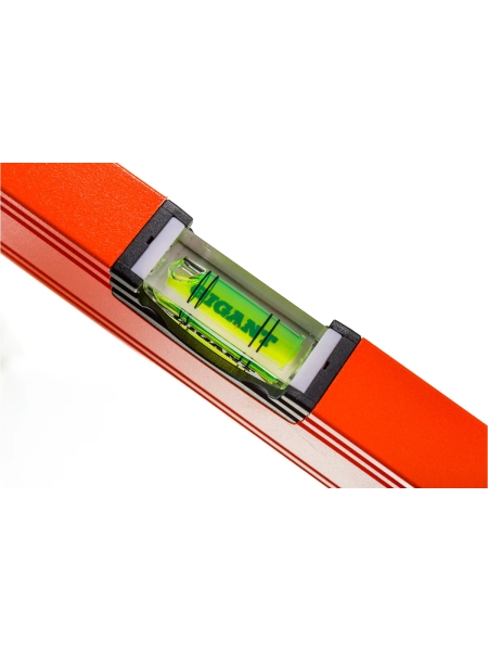 Алюминиевый строительный уровень 600мм Gigant GW600