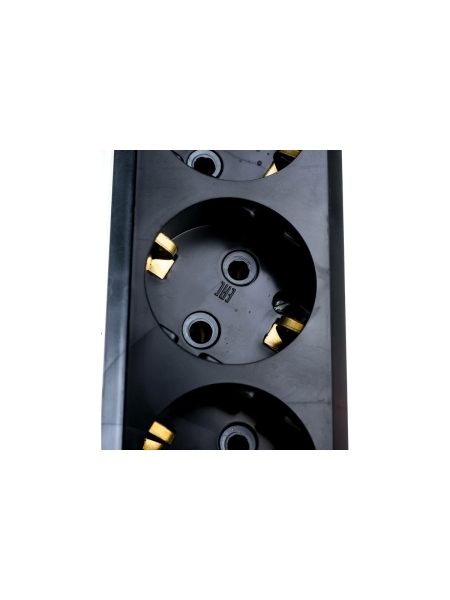 Бытовой удлинитель Gigant с заземлением ПВС 3x0,75 4 гнезда 3м 80093