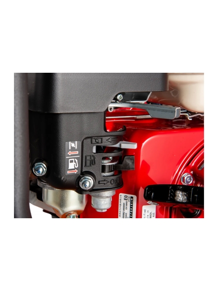 Виброплита с баком для воды 5.5 л.с. Gigant Honda Engine BVP80T-H160