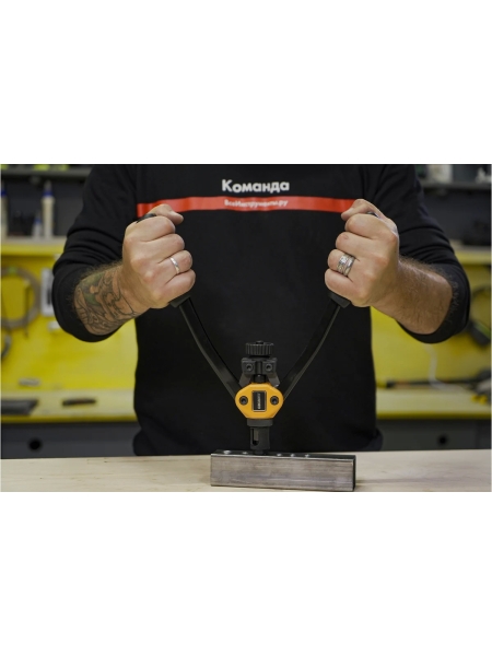 Заклепочник для резьбовых заклепок Gigant двуручный M3-M10 GHR-10