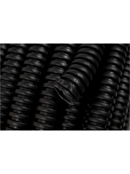 Гофрированная труба ПНД Gigant лёгкая черная D16 с зондом, стойкая к УФ 100м 20116-100GI