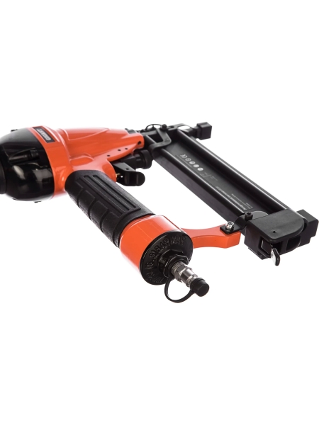 Гвоздезабивной пистолет (гвозди 47/F/055/049/300/J/SK50; длина гвоздей 15-50 мм) Gigant NG50