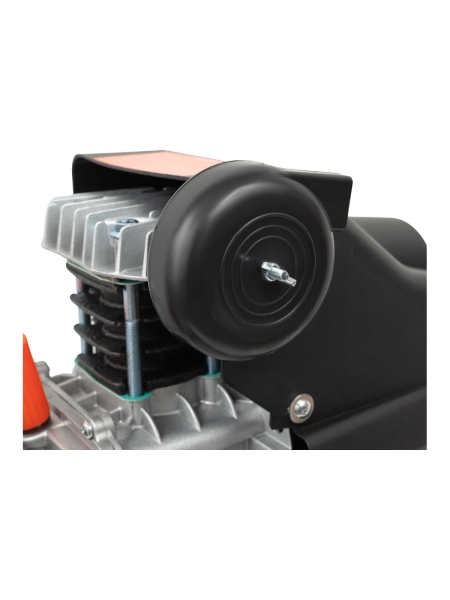 Поршневой масляный компрессор Gigant и набор пневмоинструмента LAS 24/1500K