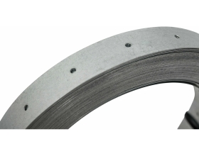 Рулонная упаковочная перфорированная оцинкованная лента 20х0.55мм 25м Gigant 123931