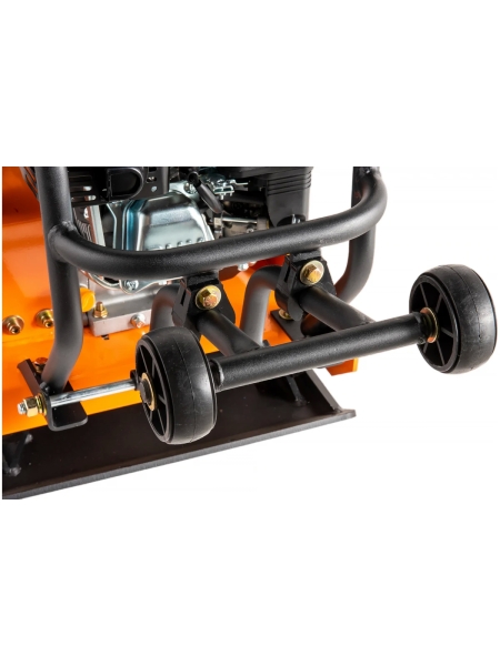 Виброплита с баком для воды 6.5 л.с. Gigant BVP95T-L200