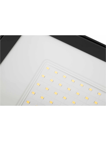 Светодиодный прожектор IP65 200W 6400K Gigant GLS-200