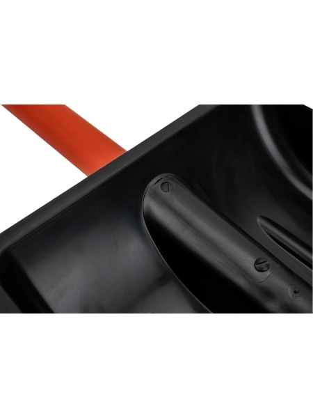 Компактная снеговая лопата Gigant с алюминиевой защитной планкой и дюралюминиевым черенком GCI-07