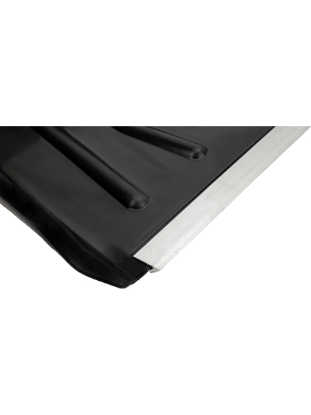 Компактная снеговая лопата Gigant с алюминиевой защитной планкой и дюралюминиевым черенком GCI-07