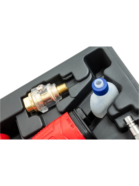 Ударный пневмогайковерт (880 Нм; 1/2"; кейс) Gigant Professional PW 880RKS + набор головок