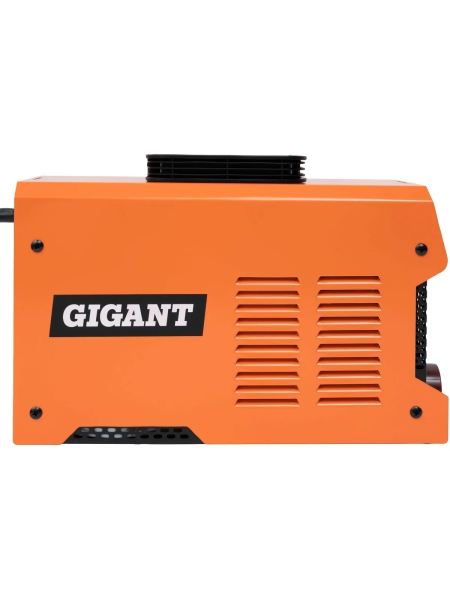 Инверторный сварочный аппарат (220 А; дисплей; кабель 2.5+1.5 м) Gigant GWM-220