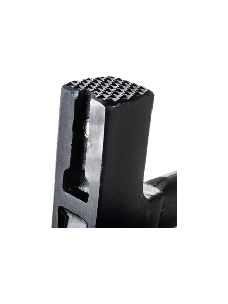 Молоток кровельщика Gigant 600г c фибергласовой ручкой GRH 600