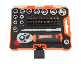 Набор Gigant: биты-20 шт, торцовые головки-12шт, трещотка 1/4-1шт, адаптер для бит SQ 1/4"хHex 1/4", удлинитель 1/4"/90мм GSBR-1/4