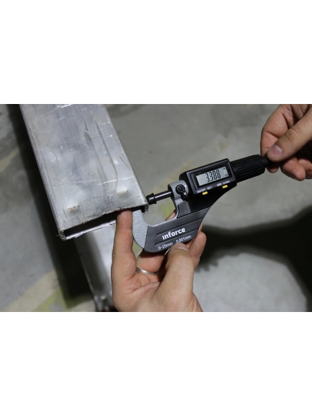 Цифровой микрометр Inforce 0-25мм/0-1"*0.001мм/0.00005" 06-11-44