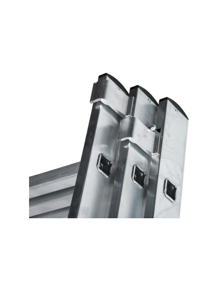 Трехсекционная лестница 8 ступеней Inforce 3x8 ЛП-03-08