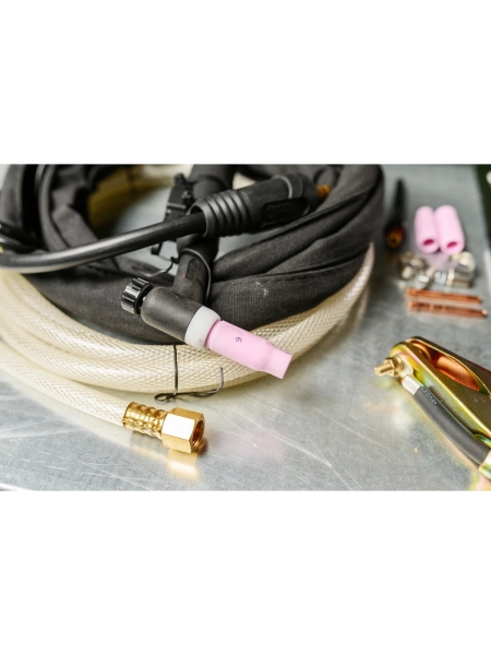 Аргонодуговой сварочный инвертор (200 А; поджиг HF; Pulse, ПВ 75%) Inforce TIG-200 04-08-04