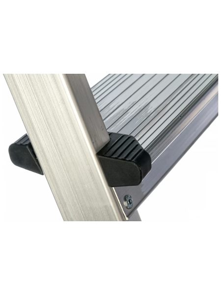 Алюминиевая стремянка Inforce 3 ступени 02-11-06