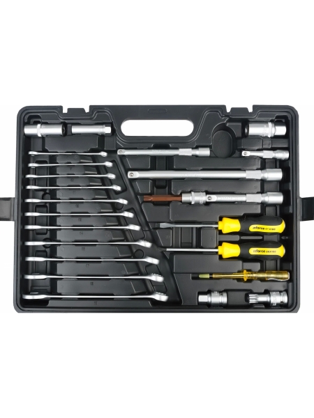 Набор автомобильного инструмента Inforce 120 предметов 51821