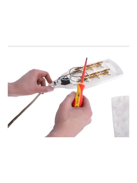 Набор профессионального электрика Inforce 15 предметов 06-19-01