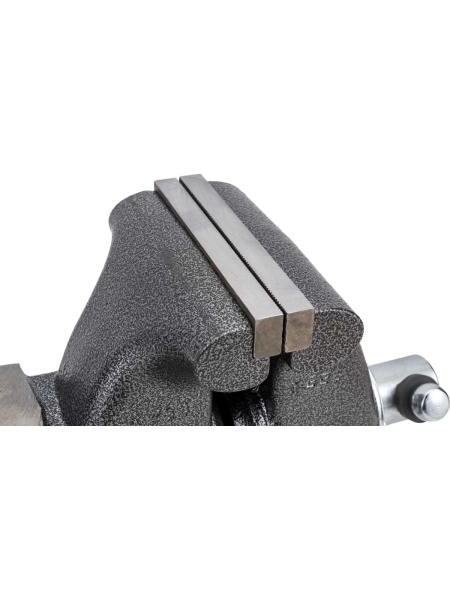 Поворотные слесарные тиски Inforce 140 мм 05-23-10