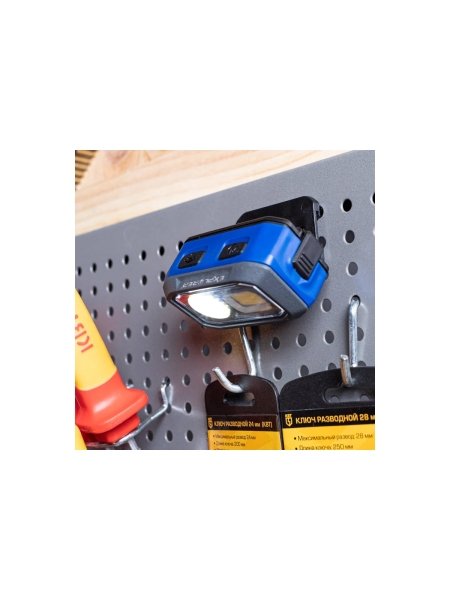 Налобный фонарик КВТ "Explorer" HL-6578 82071