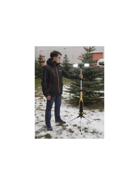 Светодиодная мачта аккумуляторная Optimus складная (прожектор), 7000 Лм OPT-TL7000