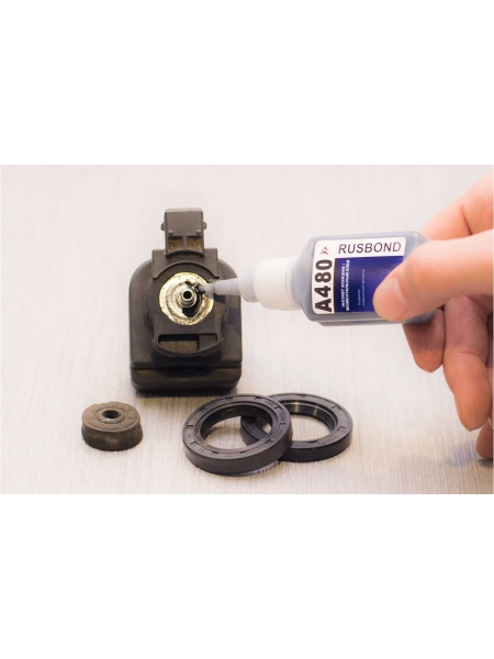 Моментальный клей RusBond A4.80 ударопрочный, вибростойкий 50 г  RusBond A4.80.50