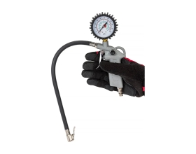 Пистолет для подкачки шин с манометром Русский Мастер G-60 РМ-92874