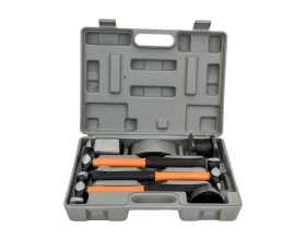 Рихтовочный набор Русский Мастер DIY 7 предметов 3 молотка, 4 поддержки в пластиковом кейсе РМ-92499