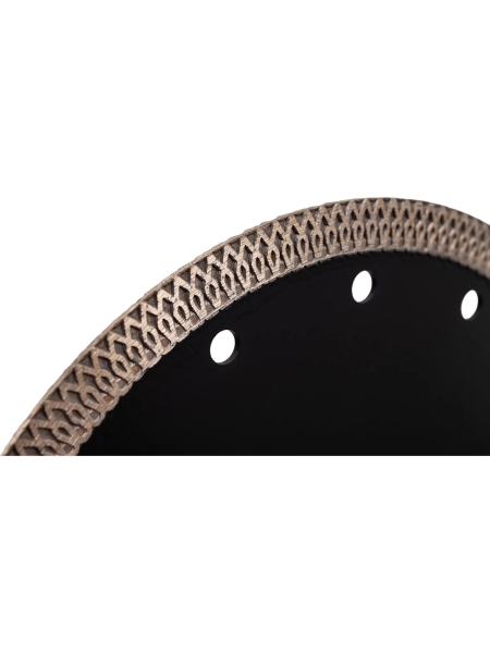 Тонкий горячего прессования диск алмазный по керамограниту Tsunami 180х1.6х22.23х10 мм DD0020180022005