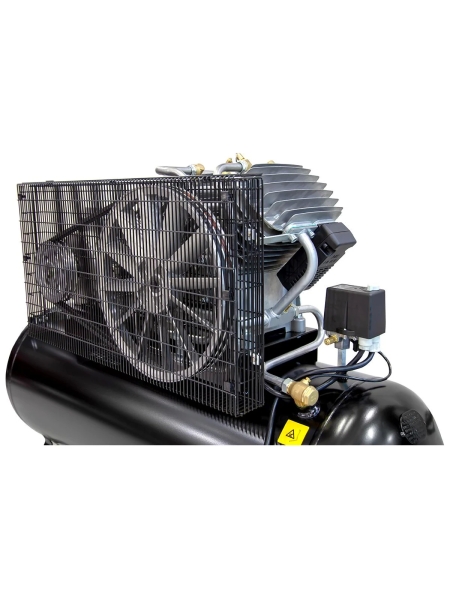 Поршневой воздушный компрессор 270л 1300л/мин WIEDERKRAFT WDK-92712