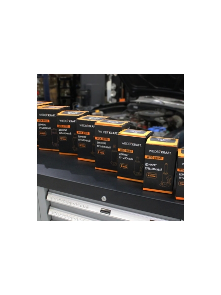 Домкрат 10т, ход штока 150мм WIEDERKRAFT WDK-81100