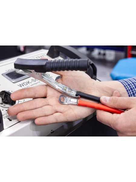 Пуско-зарядное устройство (трансформаторное, для аккумуляторов до 1000Ач) WIEDERKRAFT WDK-Start620