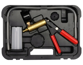Вакуумный насос с принадлежностями YATO 16 предметов, пластиковый кейс YT-0673